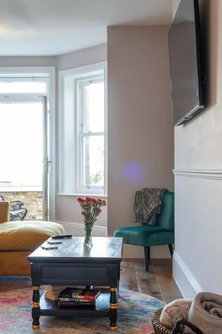 Stylish Beachfront Bolthole With Stunning Sea Views And Luxury Touches Herne Bay Εξωτερικό φωτογραφία