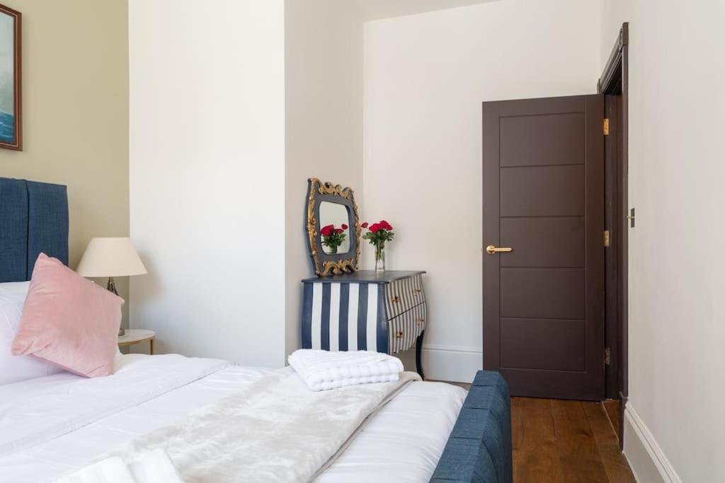 Stylish Beachfront Bolthole With Stunning Sea Views And Luxury Touches Herne Bay Εξωτερικό φωτογραφία